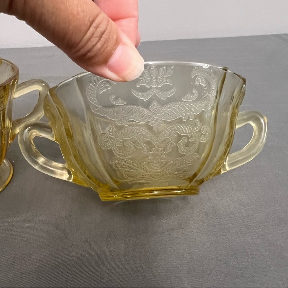 VTG Federal Glass Madrid Pattern Yellow Depression Glass Open Sugar Dishes - Picture 2 of 11